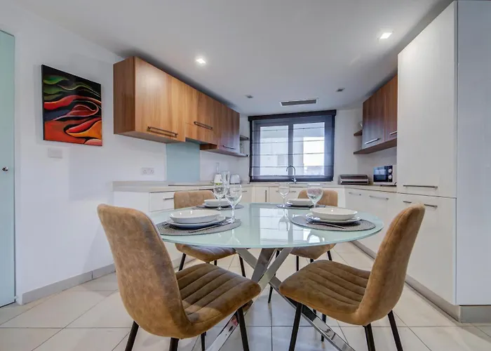 Διαμέρισμα Spacious 1-bedr - Portomasso Marina