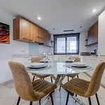 아파트 Spacious 1-bedr - Portomasso Marina