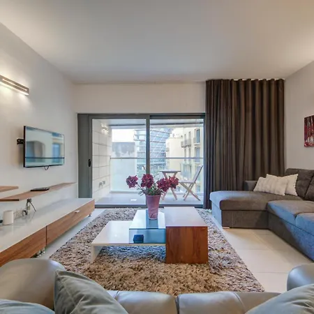 Spacious 1-bedr - Portomasso Marina Daire Birbuba