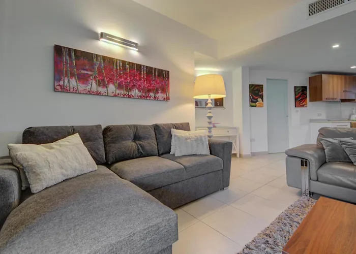 Spacious 1-bedr - Portomasso Marina Apartmán