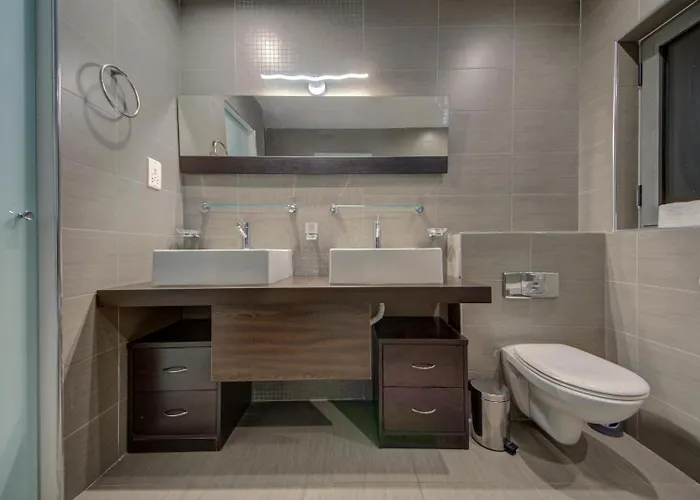 Spacious 1-bedr - Portomasso Marina Apartament Birbuba